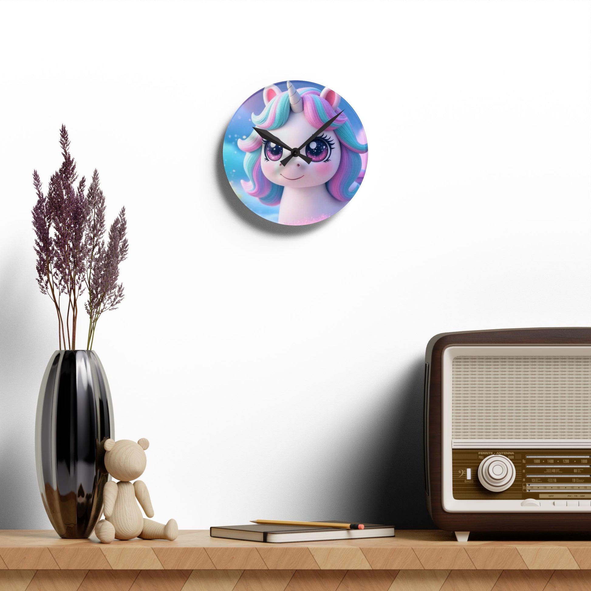 Bunte Acryl-Wanduhr für Kinderzimmer oder Büro | Fröhliches Design | Runde oder eckige Form | Geschenkidee für Kinder u. kreative Erwachsene